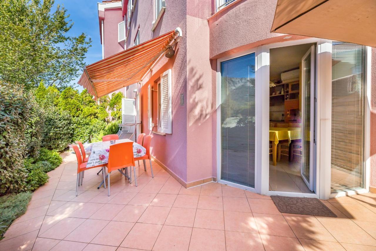 Apartments Lovorka Baška Eksteriør billede