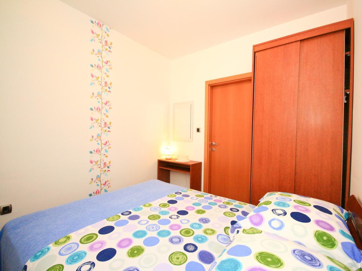 Apartments Lovorka Baška Eksteriør billede